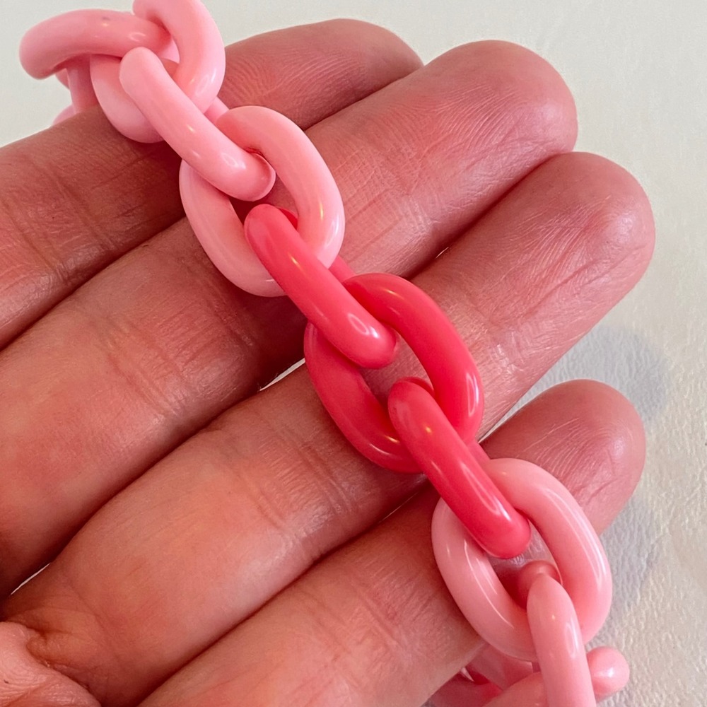 Monet Pink Bracelet Acrylic Plastic Chunky Curb Link Gold Tone Retro Mod - Picture 6 of 11